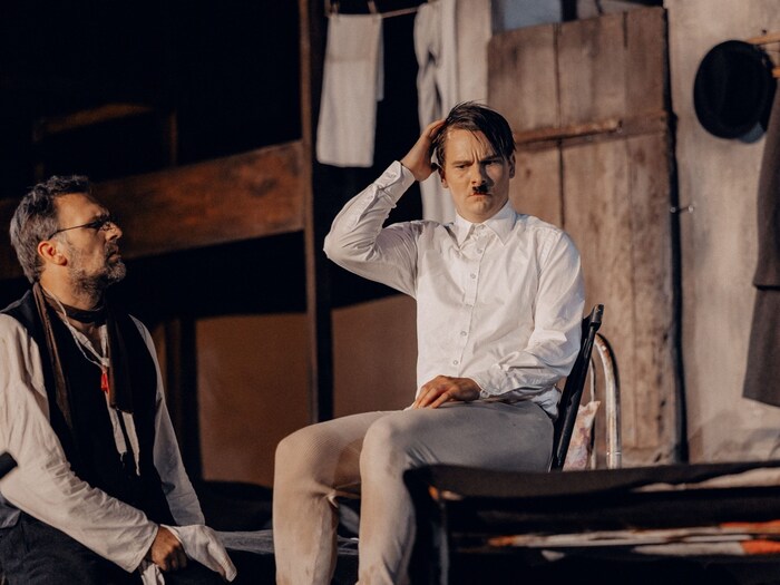 Der Braunauer Theatersommer auf der Freilichtbühne am Kirchenplatz geht mit George Taboris ...