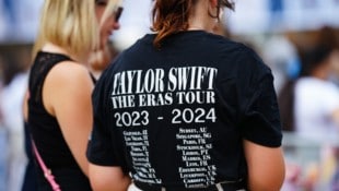 Nach der Absage in Wien hoffen die Swifties noch auch Alternativtermine. (Bild: APA/EVA MANHART)