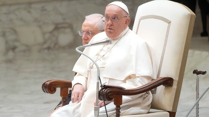 Papst Franziskus hielt am MIttwoch seine erste Generalaudienz nach einer einmonatigen ...