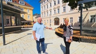 Referentin Sandra Wassermann eröffnet den neuen Heuplatz. (Bild: Tragner Christian)