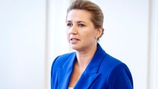 Ministerpräsidentin Mette Frederiksen (Bild: APA/AFP/Ritzau Scanpix/Mads Claus Rasmussen)