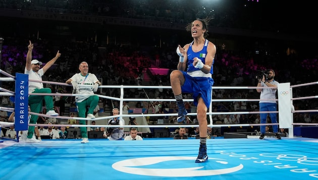 Imane Khelif steht im Olympia-Finale. (Bild: AP/John Locher)