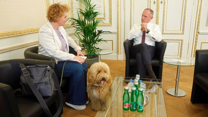 Interior Minister Gerhard Karner (ÖVP) in an interview with "Krone" head of domestic politics Ida Metzger (Bild: Holl Reinhard/Reinhard Holl)