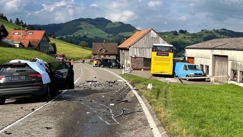 Die Unfallstelle im Kanton St. Gallen. (Bild: KaPo St. Gallen)