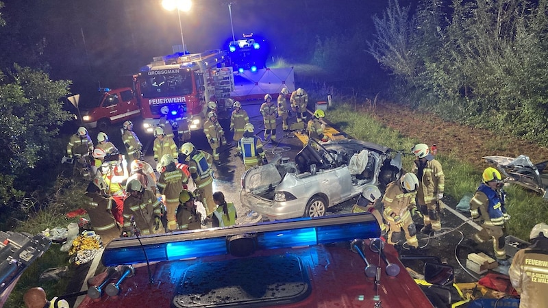 Major night-time operation for the fire department (Bild: Krone KREATIV/FF Großgmain)