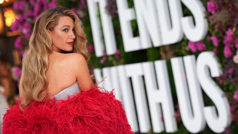 Im Film ist Blake Lively in der Rolle der Floristin Lily Bloom zu sehen. (Bild: APA/Scott A Garfitt/Invision/AP)