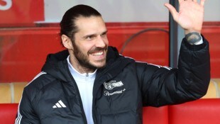 Christopher Trimmel grüßt künftig nicht nur in Kick-Montur, sondern auch vom TV-Studio aus.