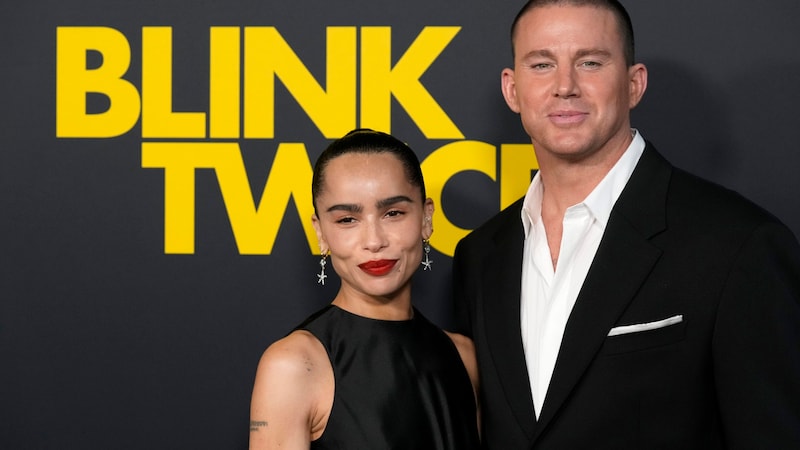 Zur Premiere des Films „Blink Twice“, bei dem sie sich kennengelernt hatten, kamen Kravitz und Tatum erstmals gemeinsam auf den roten Teppich. (Bild: APA/Chris Pizzello/Invision/AP)