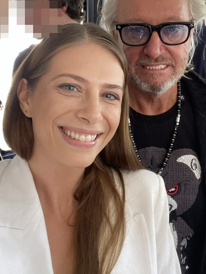 Auch Robert Geiss posierte mit krone.tv-Moderatorin Tanja Pfaffeneder für ein ...