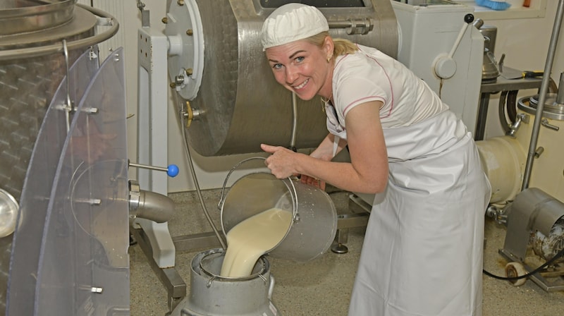 Bettina Klingler und ihr Mann kooperieren mit weiteren Höfen. (Bild: GRAF Bernhard)