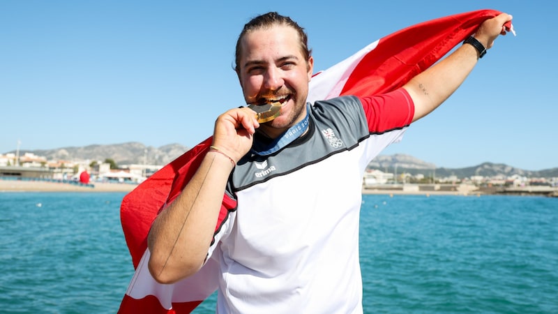 Kitesurfer Valentin Bontus gewann bei der olympischen Premiere der Formula Kite gleich die Goldmedaille. (Bild: GEPA/GEPA pictures)