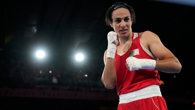 Imane Khelif launched into an all-out attack after her victory. (Bild: AP)