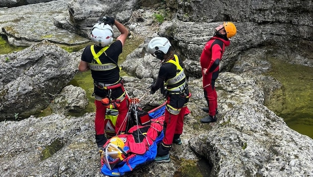 Almost 50 people were deployed. (Bild: Bergrettung Ortsstelle Hallein)