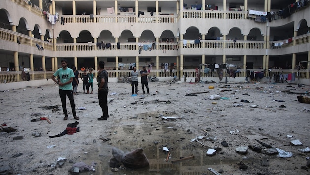 Diese Schule wurde von diesem unvorstellbaren Angriff heimgesucht. (Bild: APA/AFP/Omar AL-QATTAA)