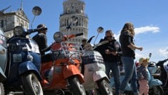 Italien will den Kultroller Vespa als nationales Kulturerbe schützen lassen. (Bild: APA/AFP/Andreas SOLARO)