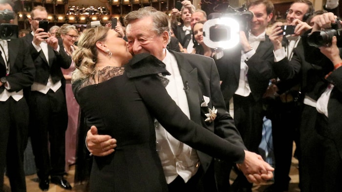 Ornella Muti, bright camera light our mortar in happiness