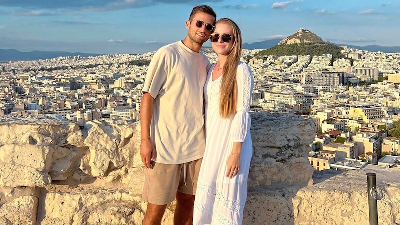 Lea und Andi kehren aus Athen zurück.  (Bild: Andreas Kuen)