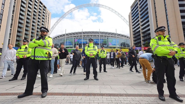 Mit der Hilfe von österreichischen Ermittlern sieht sich die britische Polizei für die Taylor Swift-Konzerte in London gerüstet. (Bild: EPA/EPA-EFE)