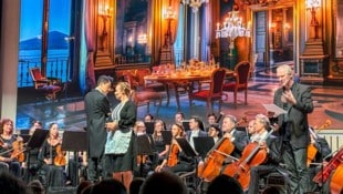 Mozarts „Cosi fan tutte“ kam jüngst in den neuen „Lechwelten“ zur Aufführung – das Publikum war ...