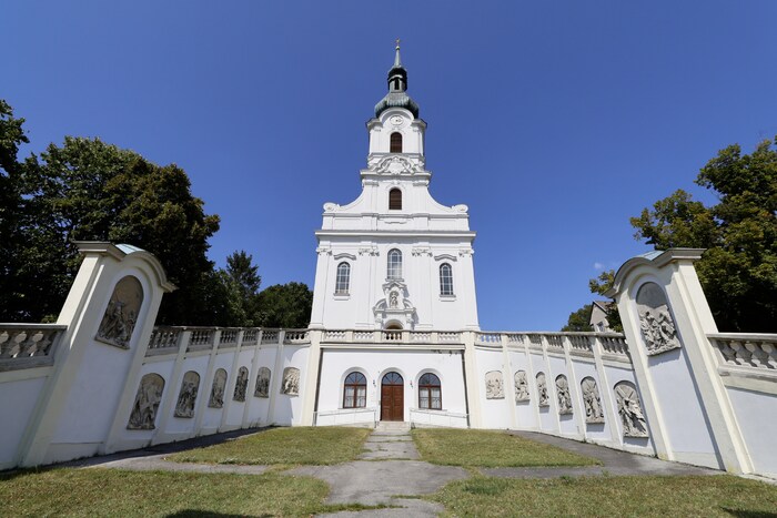 Die Kriche am Kaasgraben, genauer, die Wallfahrtskirche Maria Schmerzen, gefiel „Mörtel“ besonders gut. 