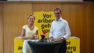 Wenig überzeugend präsentierten Markus Wallner und Martina Rüscher ihre Ideen zum Thema Gesundheit. (Bild: Lukola Media)