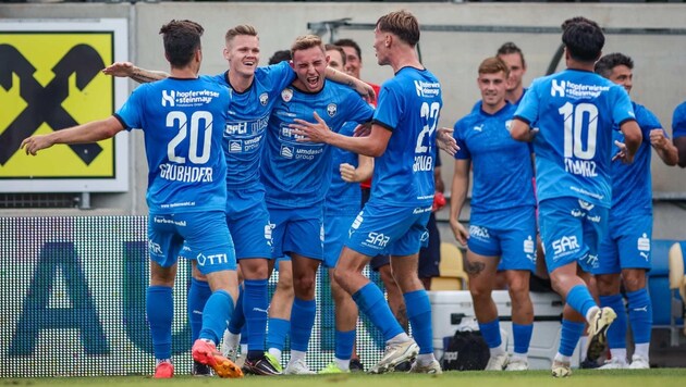 Back to happiness - Amstetten are finally celebrating again! (Bild: GEPA pictures/ Manuel Binder)