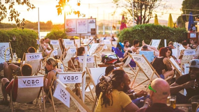 Strandfeeling zeichnet den Vienna City Beach Club aus.