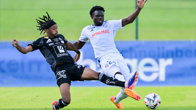 Thierno Ballo (left) stays longer in the Lavanttal. (Bild: GEPA/GEPA pictures)