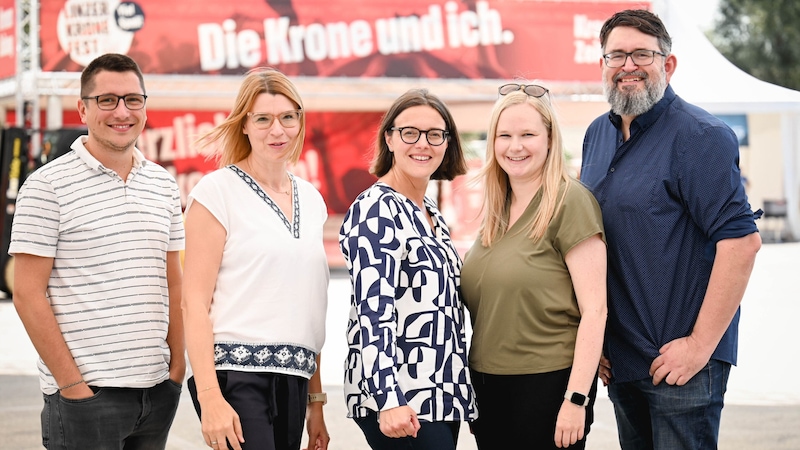 Philipp Zimmermann, Andrea Kloimstein, Barbara Kneidinger, Lisa Stockhammer und Mario Ruhmanseder (v. l. n. r.) sind Teil des „Krone“-Teams, das vom Fest berichtet. (Bild: Wenzel Markus)