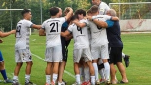 Köttmannsdorf jubelt über einen 2:0-Sieg im Derby gegen ATUS Ferlach. (Bild: Kuess Josef/Kuess)