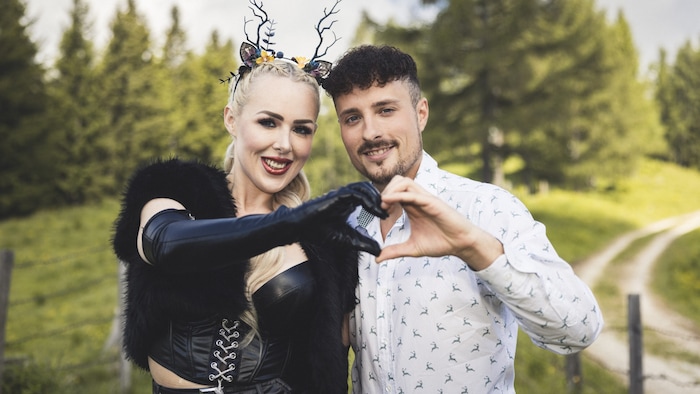 Sind gute Freunde: „Wildsau“ Lydia Kelovitz und „Bauer sucht Frau“-Star Johannes Höfinger
