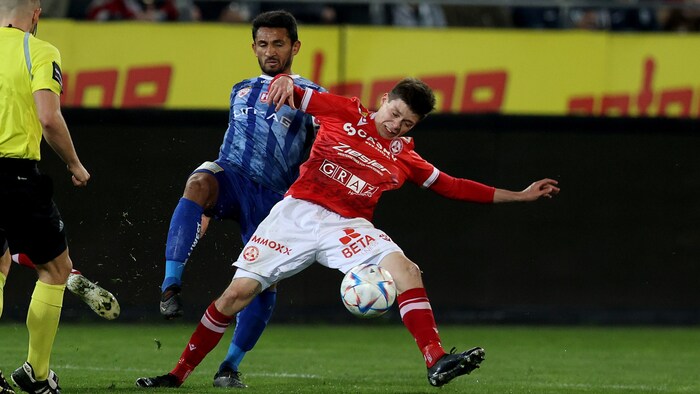 2023: Linz pulled one past Thorsten Schriebl (r.) and Co. at the last second.