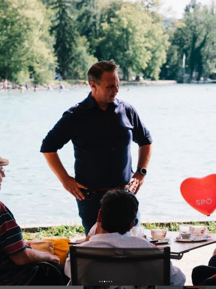Das „Herz“ der Tour wird mit roten Luftballons untermauert.