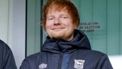 Ed Sheeran kauft sich Teile des Premier-League-Klubs Ipswich Town. (Bild: ASSOCIATED PRESS)