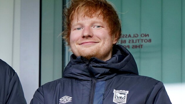 Ed Sheeran buys parts of Premier League club Ipswich Town. (Bild: ASSOCIATED PRESS)