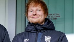 Ed Sheeran kauft sich Teile des Premier-League-Klubs Ipswich Town. (Bild: ASSOCIATED PRESS)