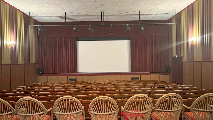 Das ehemalige Park-Kino in Rotenturm, welches als Kabarett- und Kleinkunstbühne etabliert werden ...