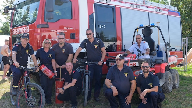 Zu Fuß, am Rad oder auf dem Quad: Bestens ausgerüstet sind die Florianis am Festival-Gelände für die Sicherheit von tausenden Besuchern unterwegs. (Bild: Molnar Attila)