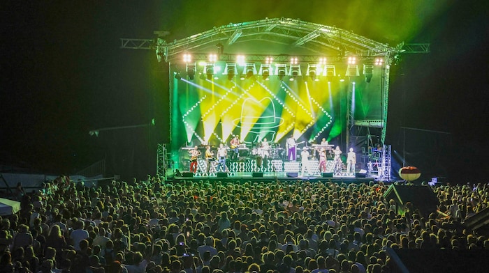 Knapp 3000 Besucher kamen zu dem Open-Air-Konzert.
