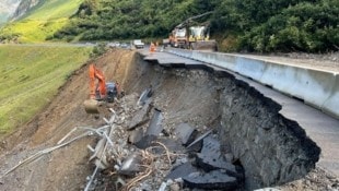 Vor allem auf Vorarlberger Seite des Arlbergpasses sind die Schäden enorm. (Bild: picturedesk.com/Bernd Hofmeister)