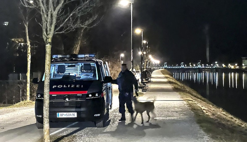 Polizei war mit einem Großaufgebot vor Ort (Bild: Tschepp Markus)