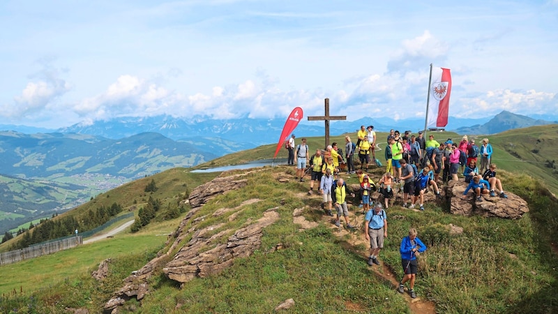 Zahlreiche Wanderer waren letztes Jahr beim Wandertag von „Krone“ und Kitz Ski dabei. (Bild: Birbaumer Christof)