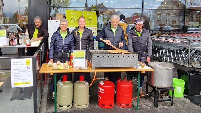 Die Mitglieder des Vorarlberger Lions Clubs organisieren Konzerte, Flohmärkte, Grillfeste und ...