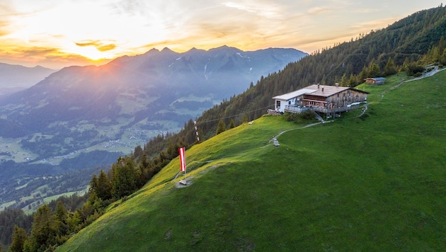 Die Fraßen-Hütte im Lechquellengebirge. Ohne die exzellente alpine Infrastruktur würden wohl weit weniger Menschen in Vorarlberg Urlaub machen. (Bild: Alpenverein Vorarlberg / Marc Obrist)