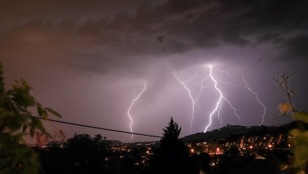 A magnificent celestial spectacle, but one that harbors dangers (Bild: Constantin Handl)