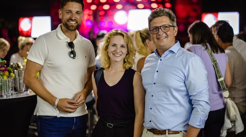 Head of the Upper Austrian SPÖ Michael Lindner (right) with Eva-Maria Holzleitner and Florian Koppler. (Bild: Urbantschitsch Mario)