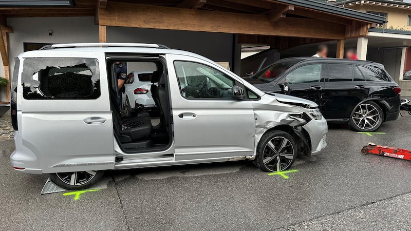 Die Höhe des entstandenen Sachschadens kann noch nicht beziffert werden. (Bild: ZOOM Tirol/Krone KREATIV)