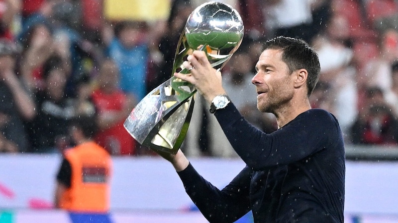 Xabi Alonso holt den nächsten Titel mit Leverkusen. (Bild: AFP/ APA/Sascha Schuermann)