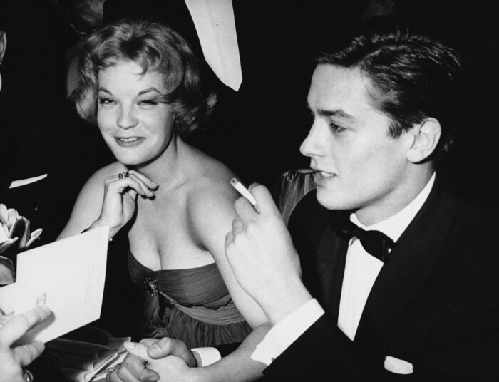 Alain Delon war mit Romy Schneider liiert.