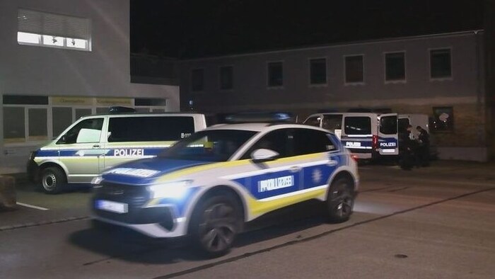 Police manhunt on Sunday night